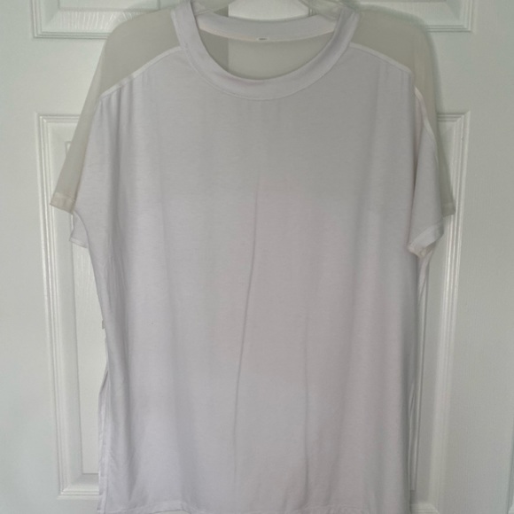 Fabletics Short Sleeve Top - Picture 1 of 2